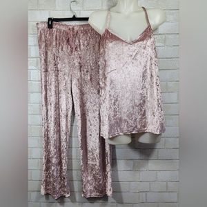 JOSIE by Natori Crushed Velvet Tank Pajama Set Women's Size Large 2 Pc Set Pink